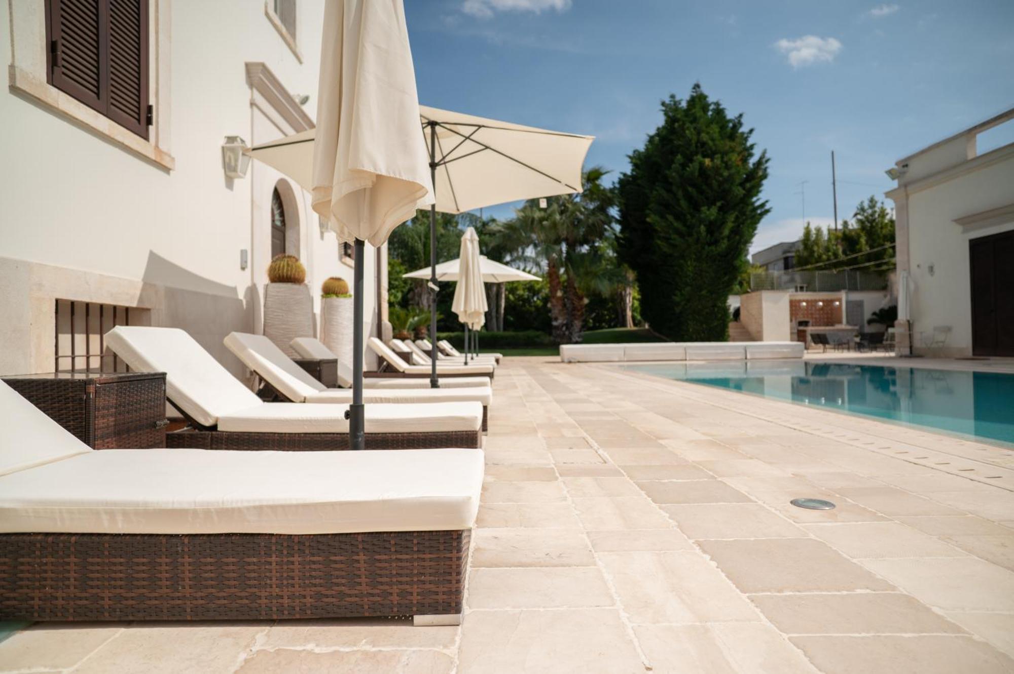 كونفيرسانو Relais Villa Magnolia المظهر الخارجي الصورة