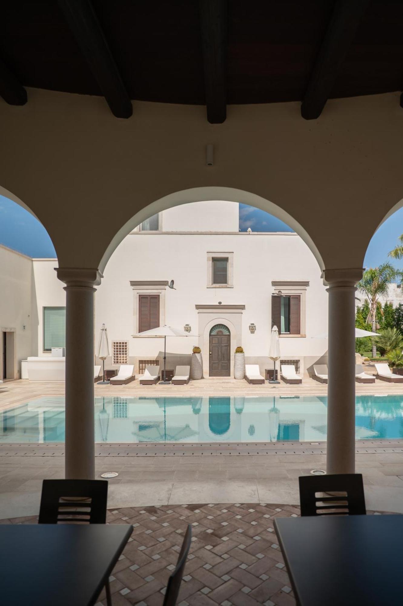 كونفيرسانو Relais Villa Magnolia المظهر الخارجي الصورة